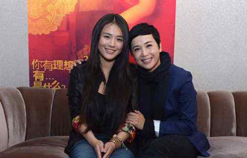 马思纯整容 马思纯竟是蒋雯丽外甥女？ 马思纯整容了吗整容前后对比照