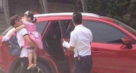 胡军父亲 胡军退出爸爸去哪儿拍摄了是真的吗 胡军父子为何缺席原因揭秘