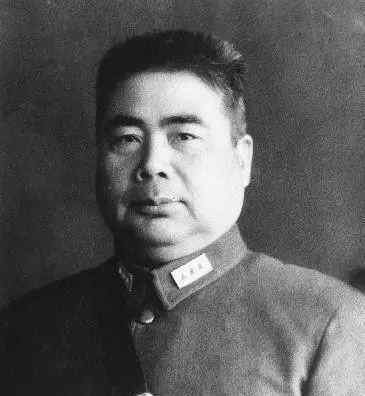 冯占海 【haitang】冯玉祥观看冯占海部队行进时，说了三个“没想到”。