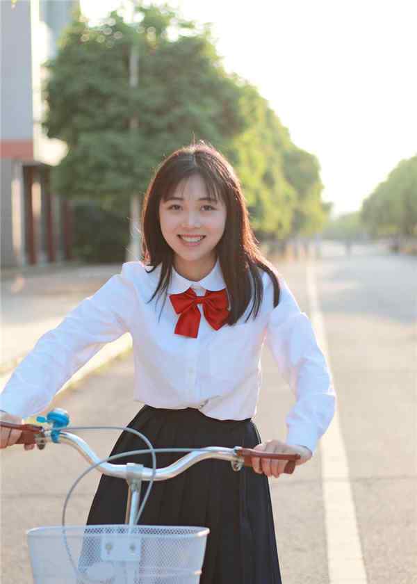 校服女神 最美校服女神丁凌娜