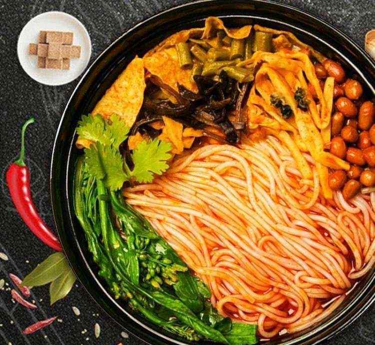螺蛳粉是什么 柳州螺蛳粉半年产值近50亿元:是什么成就了柳州螺狮粉今日的火爆