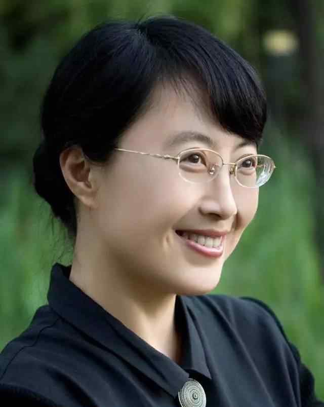 方放,现为中国书法家协会vip,中国文联文艺范儿学习进修院专