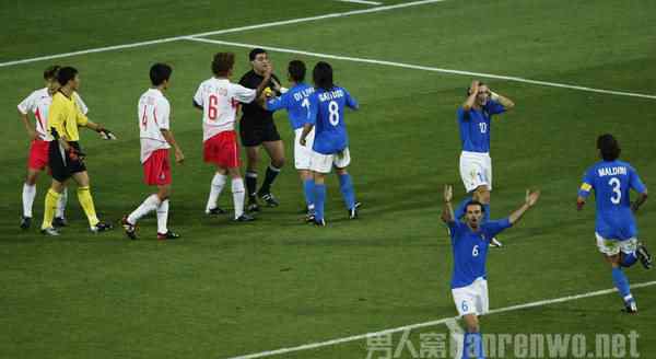 韩日世界杯黑哨 2002年韩日世界杯假球确定 FIFA高管被拘绝密资料曝光