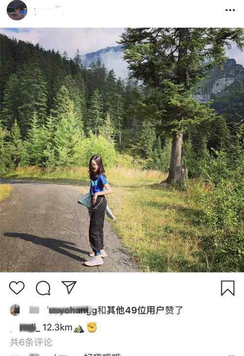 李嫣晒爬山照 李嫣晒爬山照，又瘦腿又长！