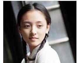 武大校花吴倩 武大萝莉校花吴倩长发发型图片和生活照