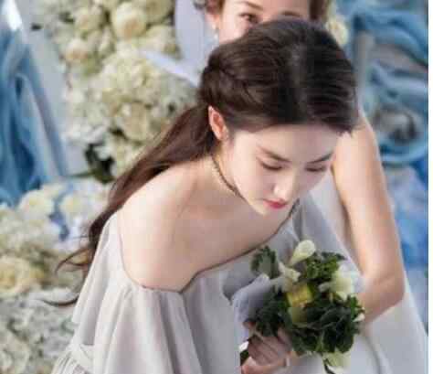刘亦菲伴娘 刘亦菲伴娘发型如何扎