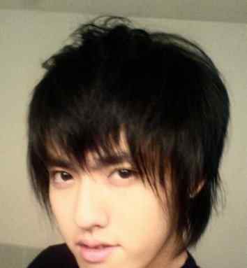 吴亦凡出道时间 吴亦凡出道前照片
