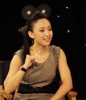 白静照片 白静时尚发型图片 示范清纯女神发型扎法