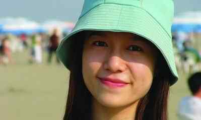 杨振宁的老婆 杨振宁现任妻子翁帆发型图片和个人资料