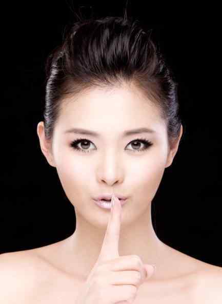 郑茜 郑茜长发发型 献给爱运动的女生的发型