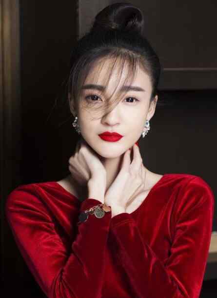 带资进组什么意思 好惨一女的！被出轨老公折磨到抑郁症 让出版权还要被骂带资进组