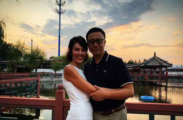金星李阳 李阳疑似复婚 遭遇家暴后离婚现发文称原谅