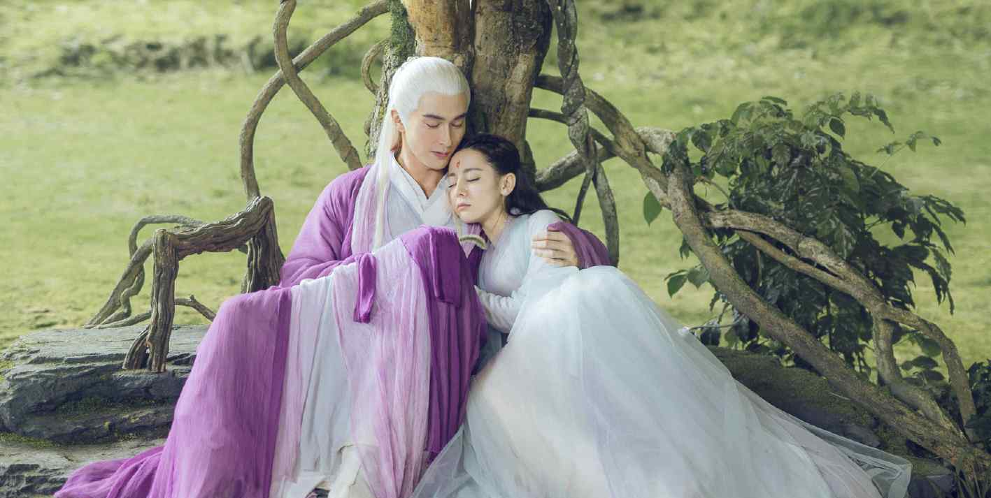 东华要了凤九 《三生三世枕上书》帝君再不珍惜凤九，凤九就要被情敌抢走了