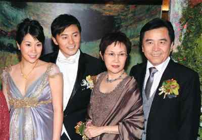 吴京安老婆 曹永廉结婚了吗 曹永廉妻子与儿子照片公开