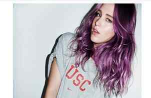 葡萄紫色头发图片 女生葡萄紫色头发图片 洋气又有气质