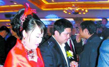 赵本山有几个孩子 赵本山曾”丧子“？ 赵本山有几任老婆几个孩子