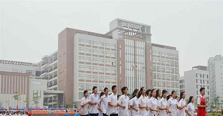 湛江四中 湛江市第四中学