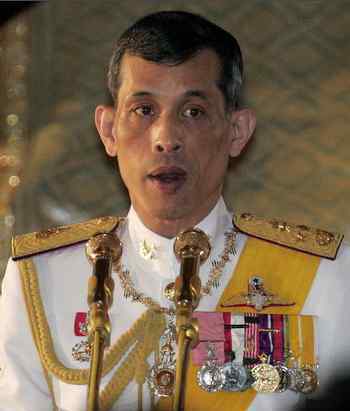 泰国诗琳通公主 美媒爆泰国新任国王是花花公子 诗琳通公主继位民望更高
