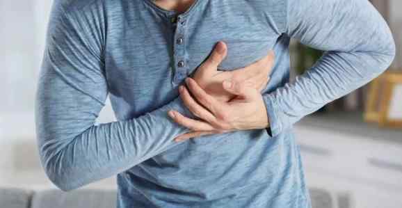 心机梗塞的症状 “痛、闷、喘、憋”：心梗四大征兆