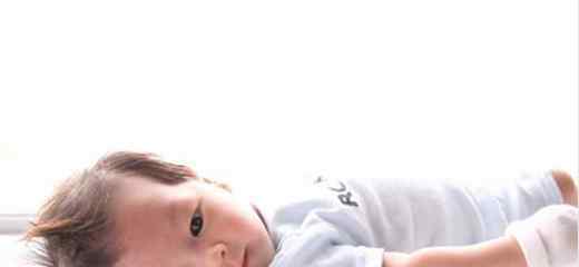 范文芳老公 范文芳和老公李铭顺庆祝结婚纪念日：晒全家福幸福美满