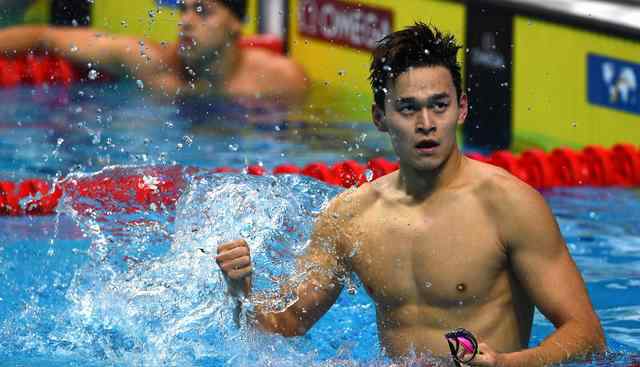 武大靖也许早已放弃了800米自由泳新项目,而在世界锦标赛就早