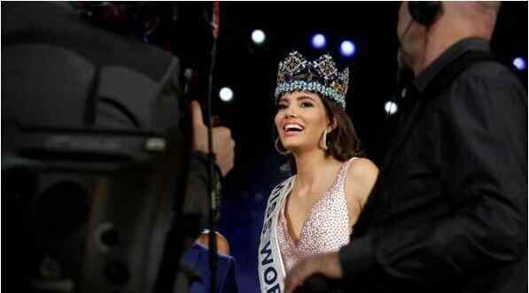 印尼世界小姐洪立仪 2016世界小姐前三甲出炉 波多黎各小姐夺冠
