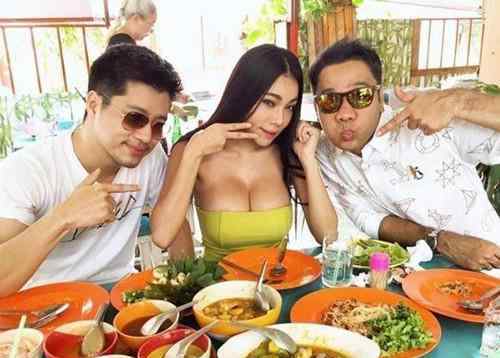 amala 泰国男星玩游戏被批伤风败俗 Tee啃吃女星Mmy Amalawan胸部鸡蛋遭批