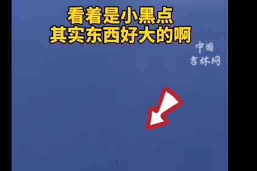 天池水怪到底是什么 长白山水怪？曝长白山天池出现不明物体 这到底是什么？