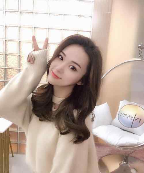 吴佳煜 2020网红美女排行榜出炉，刘思瑶nice凭什么一个月涨粉500万？