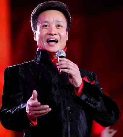 舍弃军艺学习,陪老婆“防癌”32年之后,63岁阎维文今现况怎