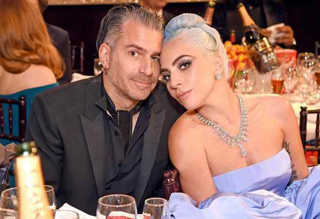 婚约 Lady Gaga疑似已与未婚夫Christian Carino分手并取消婚约
