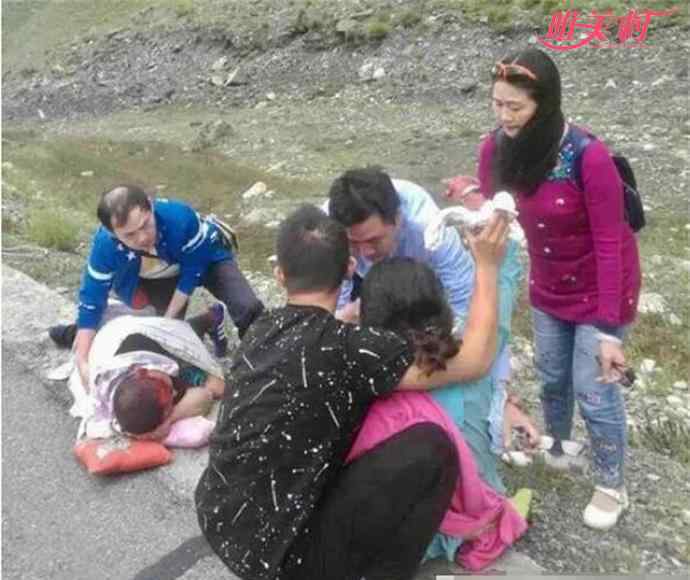 西藏车祸 男子西藏遇车祸 受伤严重同行女子害怕哭喊事故原因不明