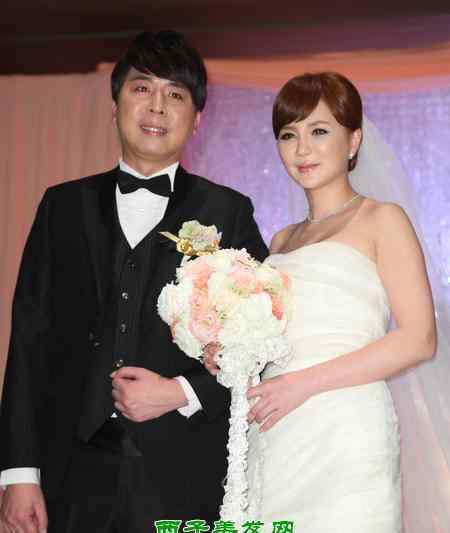 梁赫群女友 梁赫群现任女友是谁 梁赫群结婚了吗