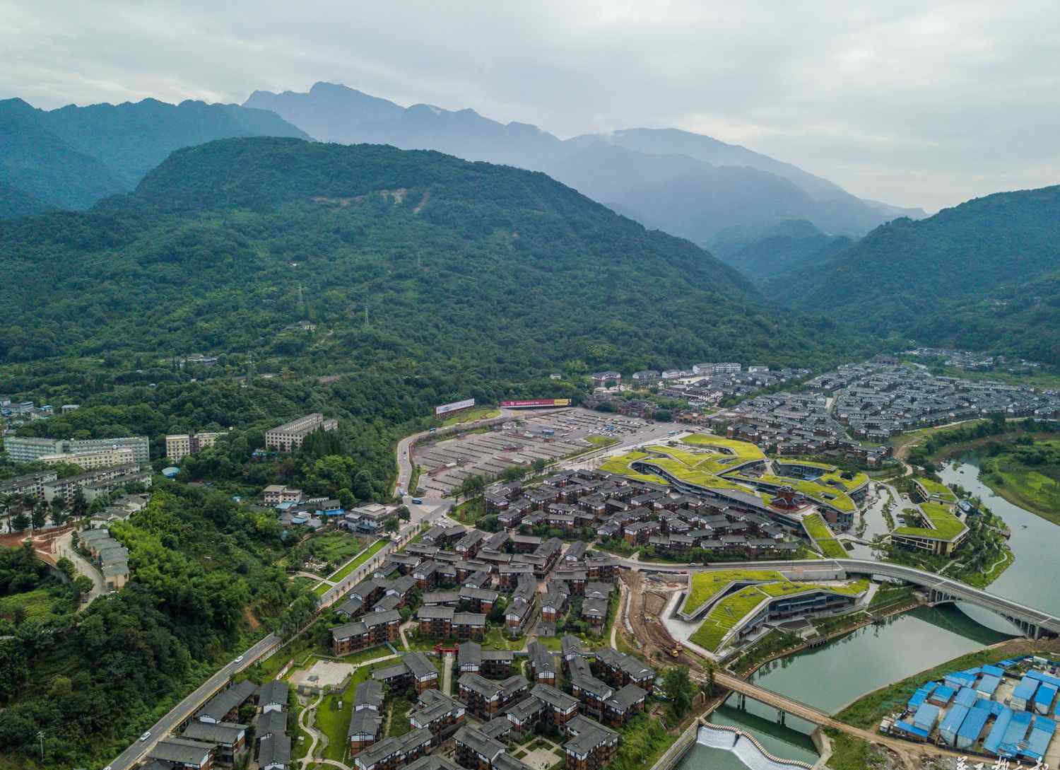 伏虎山区 峨眉山景区关闭高山景区 仅开放报国寺伏虎寺和黄湾小镇