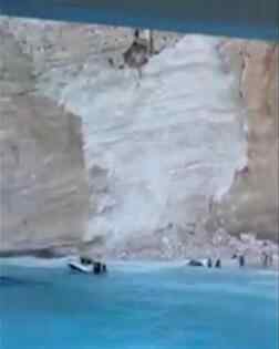 希腊游船倾覆 悲剧！希腊游船倾覆 3块巨石入海引发巨浪