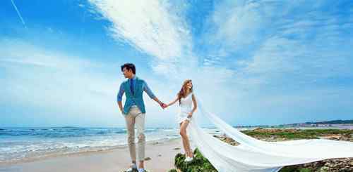 海滩婚纱摄影 海边婚纱照片大全 国内适合婚纱照的海滩有哪些