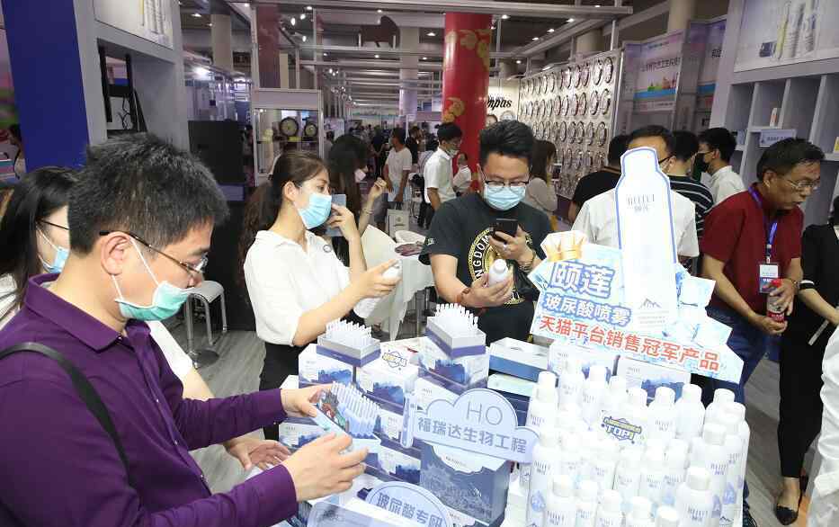 福瑞达美业 专访福瑞达美业总经理高春明：依托直播赋能 让品牌根植大众