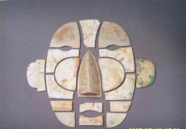 双乳山汉墓 [济南故事]1996年“全国十大考古发现”之一的汉济北王墓