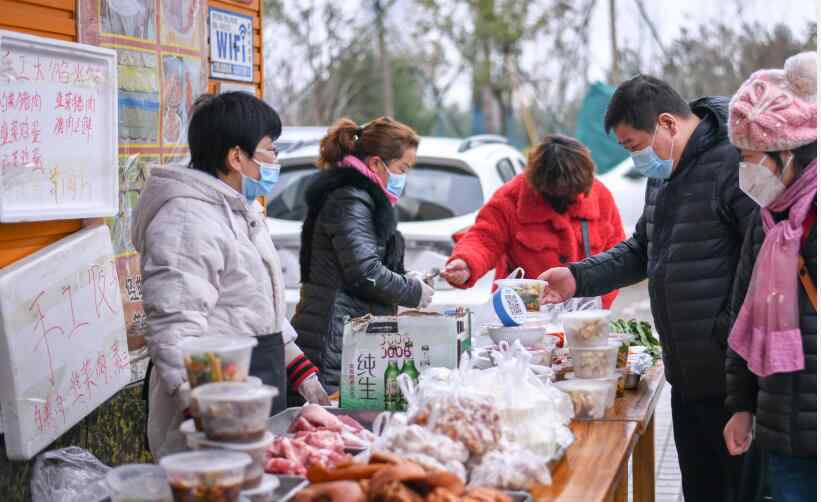 济南浙江大酒店 济南：酒店行业“半休眠” 改行卖菜自救