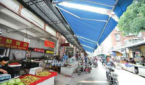 中央空调市场 创城新变化：菜市场安上中央空调 体验性不比超市差