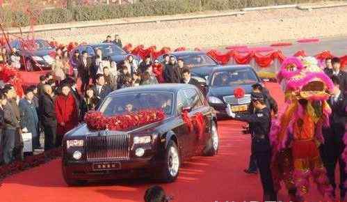 车晓为什么离婚 车晓的老公是谁？她和山西首富为什么离婚？