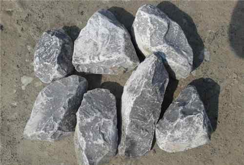 生石灰化学式 石灰石的用途  石灰石的化学式