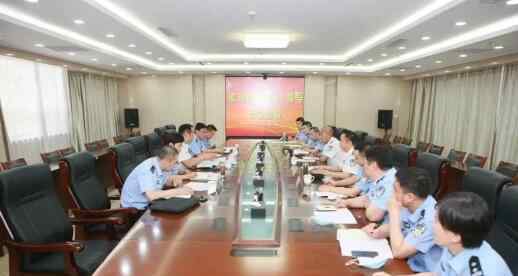 办个假证多少钱 900多个假章 一千多本假证