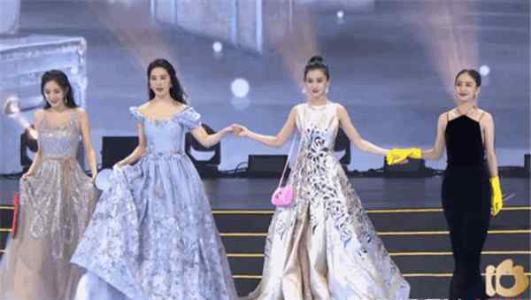 杨幂走红毯 赵丽颖杨紫杨幂佟丽娅…微博之夜走红毯，仙女组团下凡来
