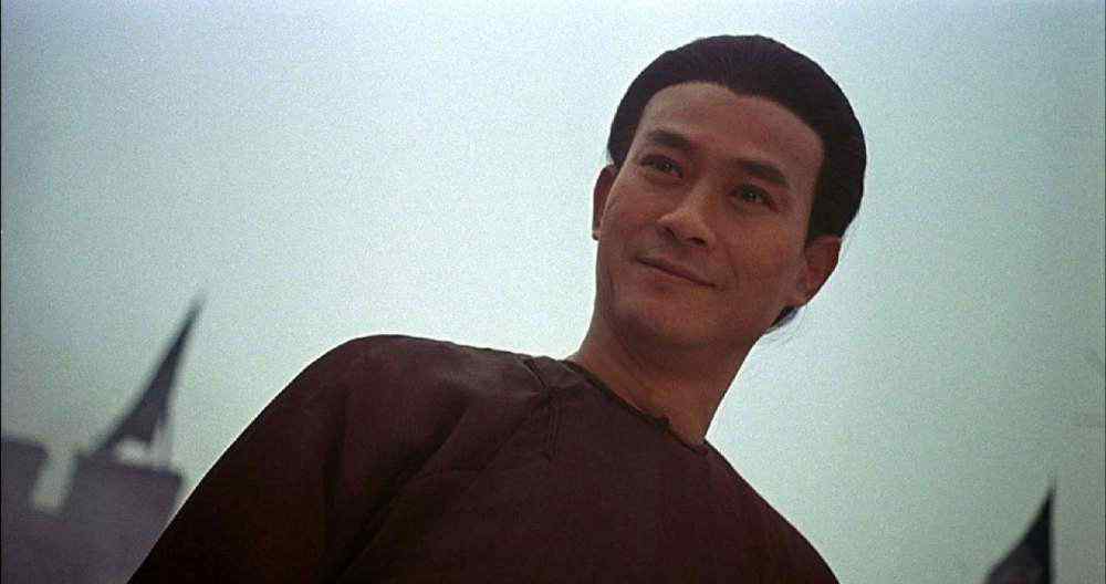 郑少秋楚留香主题曲 郑少秋的这首《留香曲》实在太好听，现在再也写不出这样的曲子了