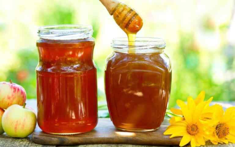 长期喝蜂蜜水有什么好处 蜂蜜水什么时候喝最好 喝蜂蜜水有哪些好处？
