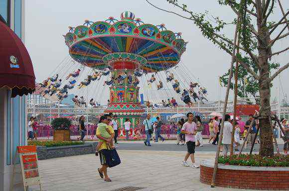 上海欢乐谷旅游攻略 上海欢乐谷攻略，首个连锁主题公园旅游景区！