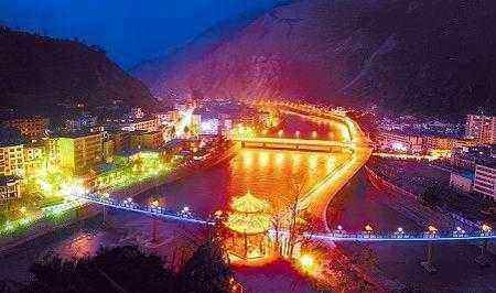 松潘县属于哪个市 汶川属于哪个市，阿坝藏族羌族自治州！