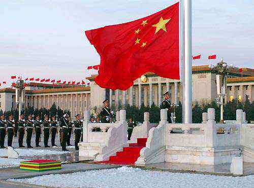 北京国旗升旗时间2019 北京国旗升旗时间，根据北京的日出日落时间确定！