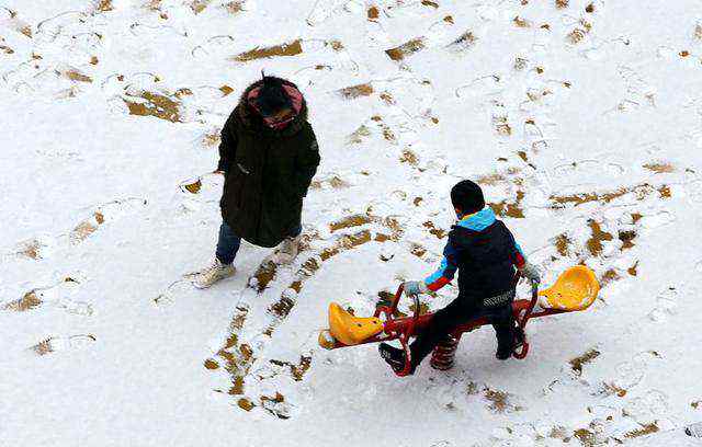 北京鼠年第一场雪 北京鼠年第一场雪，瑞雪兆丰年！